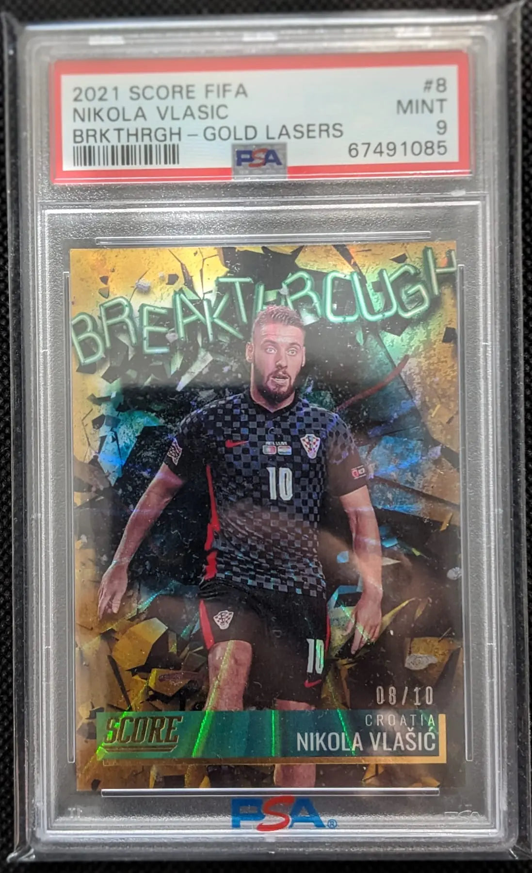 PSA 9 Nikola Vlasic Breakthrough Gold Lasers #8 Score Fifa Panini Fußball - Image #1