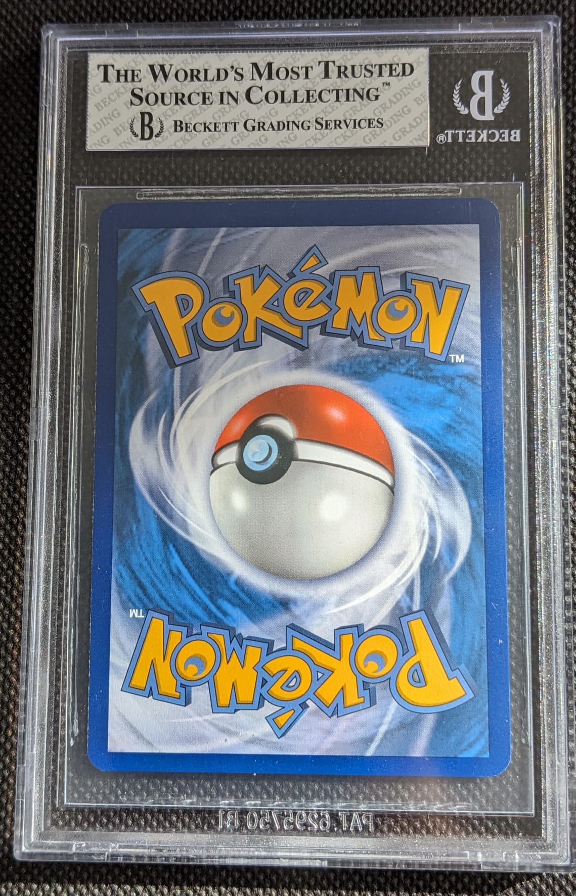 BGS 8 Snowflake Holo Glurak Charizard RC5/RC32 Generationen Pokemon Karte Deutsch