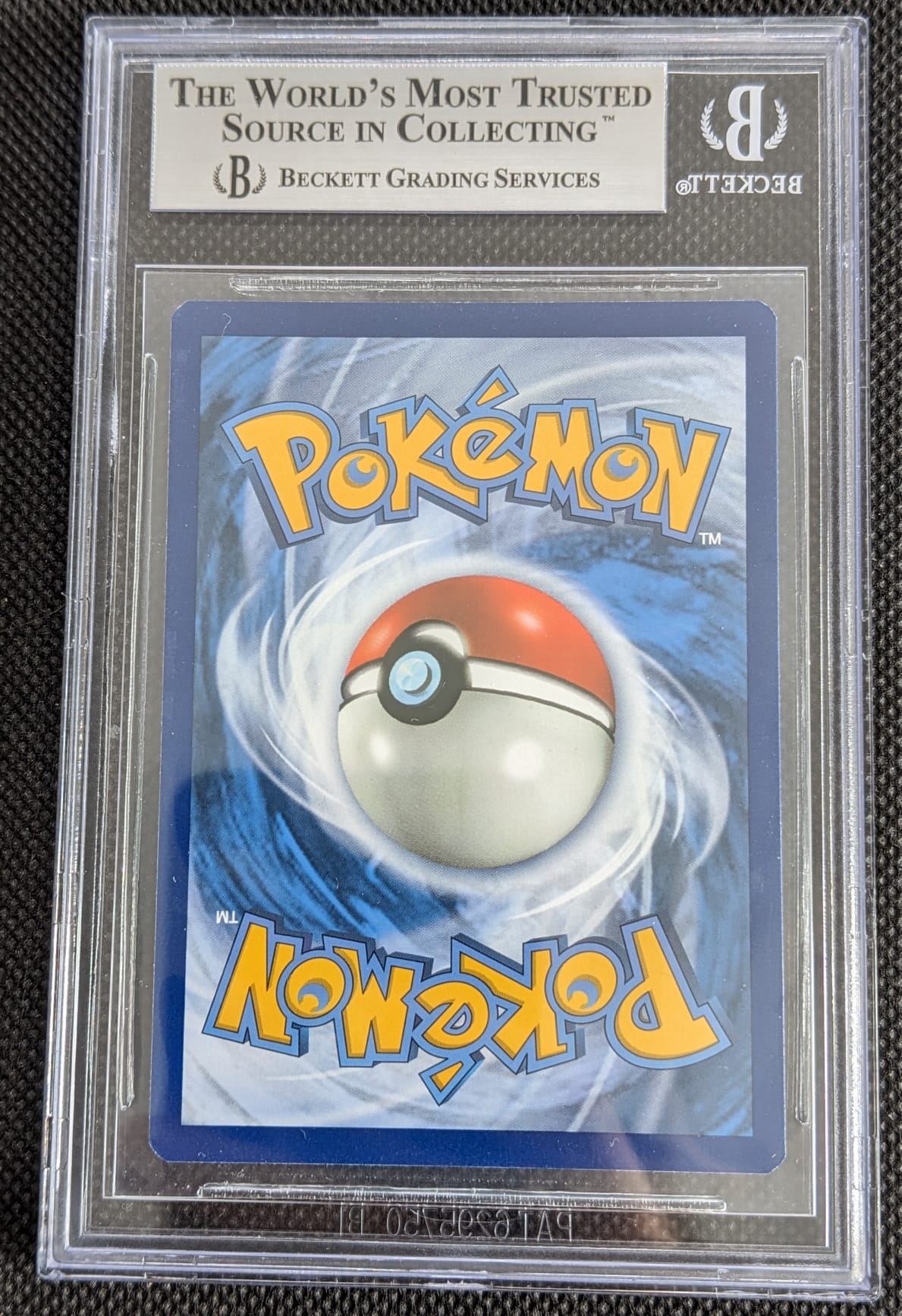 BGS 9 Cracked Ice Holo Pikachu 35/108 Pokemon Karten Evolutions English